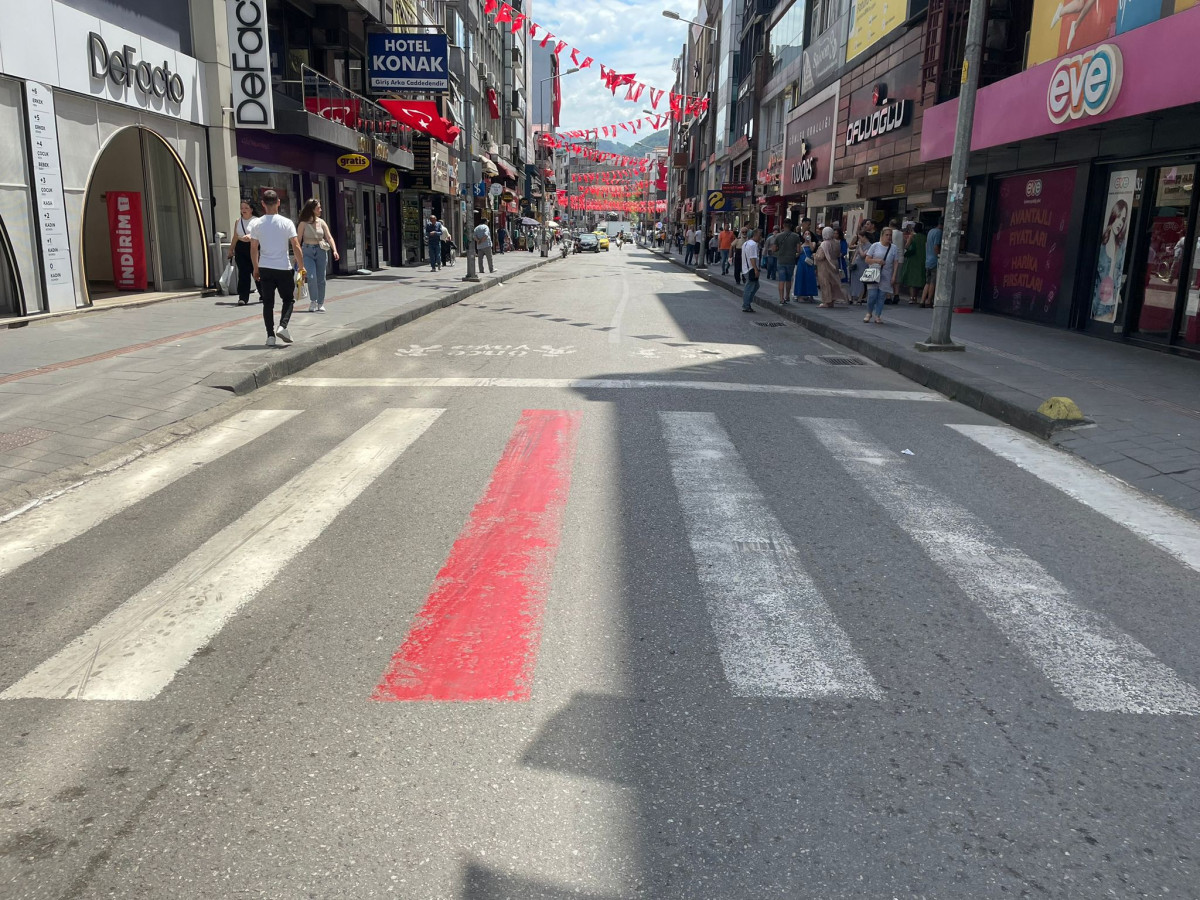 Gazipaşa Caddesi 15 Temmuz Demokrasi ve Milli Birlik Günü Anma Programı İçin Trafiğe Kapatıldı!