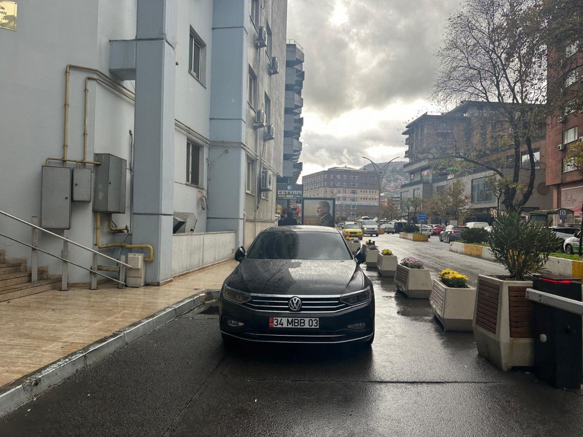 Tahsin Erdem'in Makam Aracı Değişti